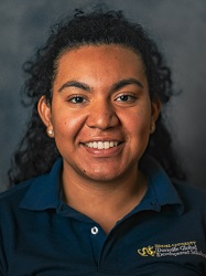 Sandra Paz headshot 